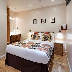 Conifers Guest House